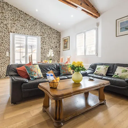 Au Centre De - Fr-1-306-1336